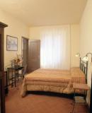 Antica Posta B&B in Florence center